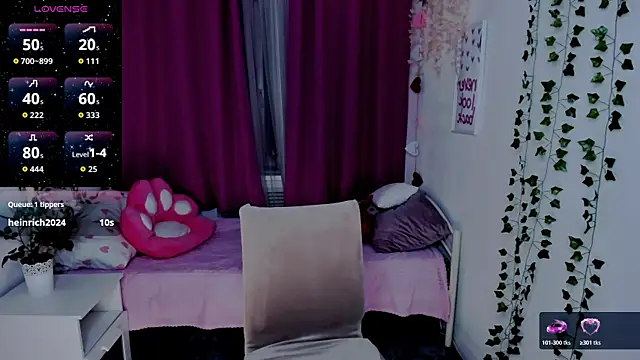 Snapshot of Alexa_Lexi_ chatting on May 2026 10:44:02 AM Alexa Lexi online show from May 2026 10:44:02 AM