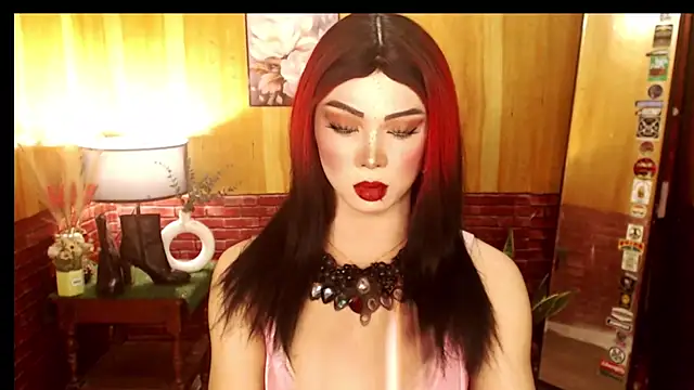 Snapshot of MagneticBeauty chatting on September 2025 02:50:02 PM MagneticBeauty online show from September 2025 02:50:02 PM