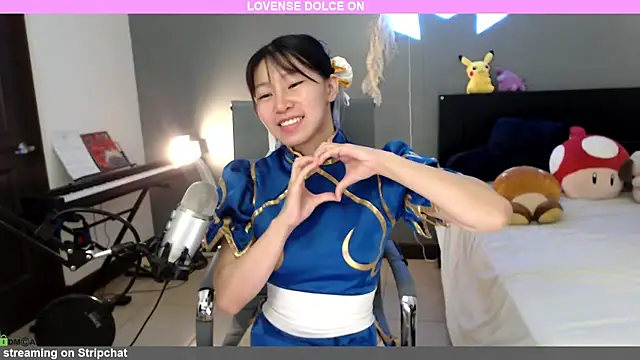 minarocket  online show from December 2025 04:06:01 PM