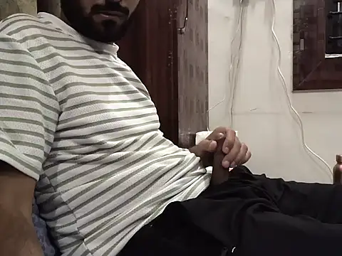 Snapshot of brownie_cake_cb chatting on November 2025 05:17:02 PM brownie cake cb online show from November 2025 05:17:02 PM