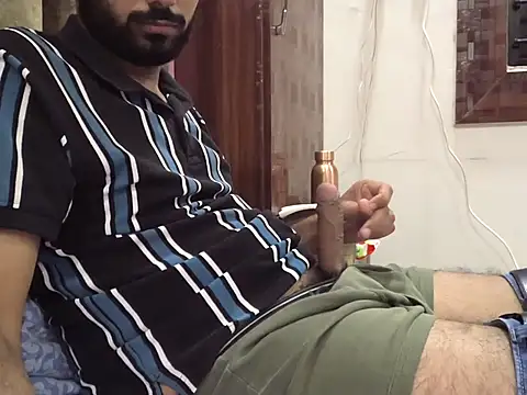 Snapshot of brownie_cake_cb chatting on November 2025 01:59:02 PM brownie cake cb online show from November 2025 01:59:02 PM