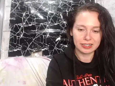 Snapshot of Venusluxodomme chatting on June 2026 03:19:02 AM Venusluxodomme online show from June 2026 03:19:02 AM
