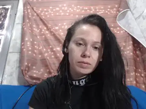 Snapshot of Venusluxodomme chatting on October 2025 02:40:02 PM Venusluxodomme online show from October 2025 02:40:02 PM