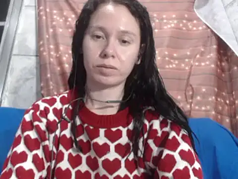 Snapshot of Venusluxodomme chatting on September 2025 05:36:01 AM Venusluxodomme online show from September 2025 05:36:01 AM