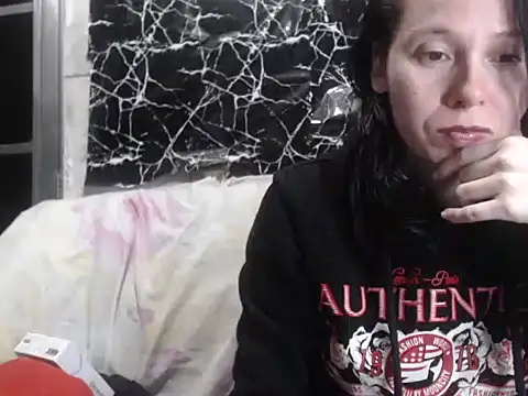 Snapshot of Venusluxodomme chatting on June 2026 04:32:01 AM Venusluxodomme online show from June 2026 04:32:01 AM