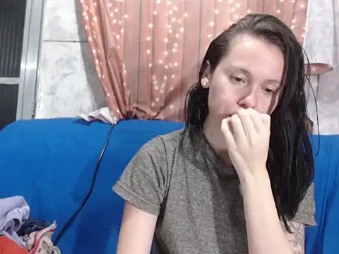 Venusluxodomme online show from March 2026 11:06:02 PM