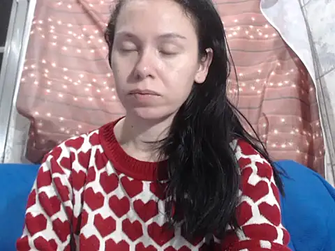 Snapshot of Venusluxodomme chatting on September 2025 03:46:01 AM Venusluxodomme online show from September 2025 03:46:01 AM
