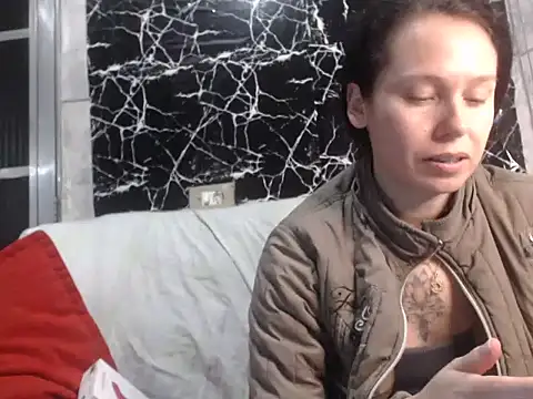 Snapshot of Venusluxodomme chatting on May 2026 03:14:01 AM Venusluxodomme online show from May 2026 03:14:01 AM