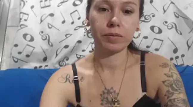 Snapshot of Venusluxodomme chatting on January 2025 04:50:01 AM Venusluxodomme online show from January 2025 04:50:01 AM