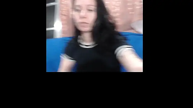Snapshot of Venusluxodomme chatting on May 2026 04:05:02 AM Venusluxodomme online show from May 2026 04:05:02 AM