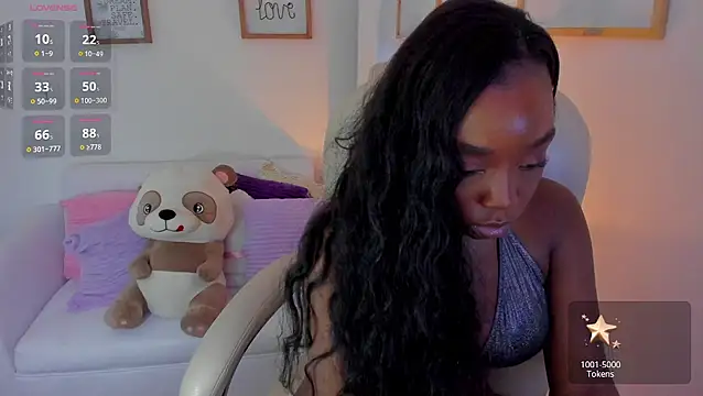 zobe love online show from October 2025 06:20:02 PM