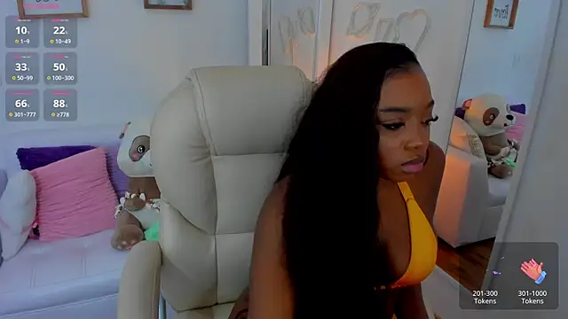 zobe love online show from March 2025 03:17:01 AM