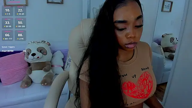 zobe love online show from March 2025 07:58:01 PM