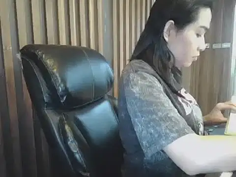 Snapshot of sara_kimoo chatting on March 2025 06:05:02 PM sara kimoo online show from March 2025 06:05:02 PM