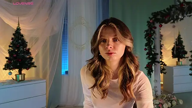 Snapshot of MelodyKey chatting on December 2024 04:29:02 PM MelodyKey online show from December 2024 04:29:02 PM