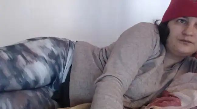 Snapshot of flowerlauren chatting on February 2025 10:53:02 AM flowerlauren online show from February 2025 10:53:02 AM