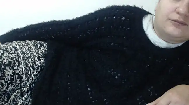 Snapshot of flowerlauren chatting on February 2025 03:36:02 PM flowerlauren online show from February 2025 03:36:02 PM