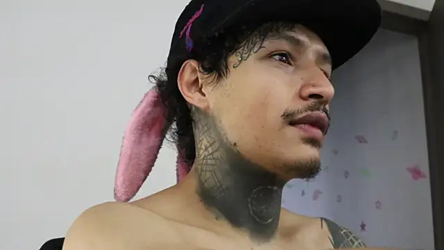 trieone online show from October 2025 01:50:01 AM