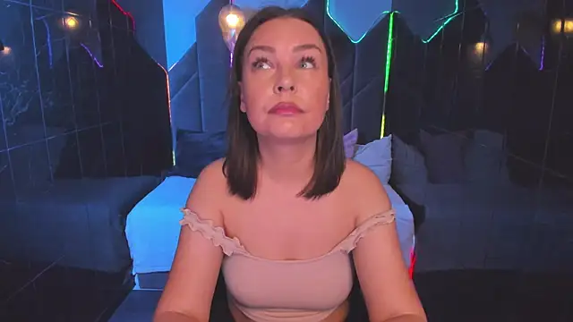 MilenaMellow online show from November 2025 08:34:01 PM