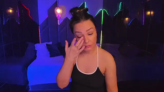 MilenaMellow online show from November 2025 08:35:02 PM