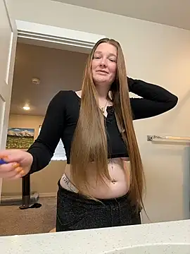 PussiesnCream  online show from November 2025 04:44:02 PM