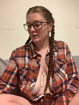 PussiesnCream  online show from July 2026 04:28:02 PM