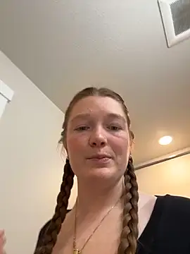 PussiesnCream  online show from December 2025 04:52:02 PM