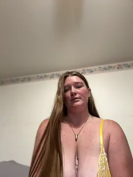 PussiesnCream  online show from July 2026 05:57:01 PM