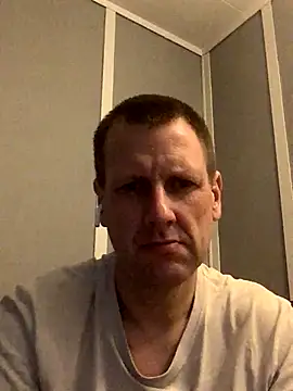 HuddledRemote online show from December 2024 10:35:01 PM