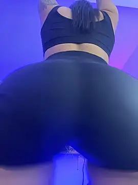 Victoria14  online show from February 2026 03:40:02 AM