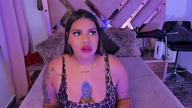 Snapshot of Victoria14_ chatting on February 2025 01:30:02 AM Victoria14  online show from February 2025 01:30:02 AM