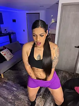 Victoria14  online show from November 2025 04:57:02 AM