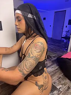 Victoria14  online show from November 2025 02:29:01 AM