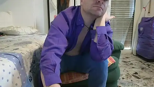 Snapshot of Dharmare@xh chatting on December 2025 09:01:01 AM Dharmarexh online show from December 2025 09:01:01 AM