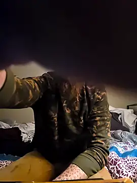 bikerbeard696 online show from April 2026 08:37:02 AM