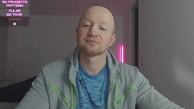 Snapshot of kevintyler69 chatting on April 2026 02:45:02 AM kevintyler69 online show from April 2026 02:45:02 AM