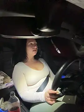 Viola Beck online show from November 2025 06:00:02 PM