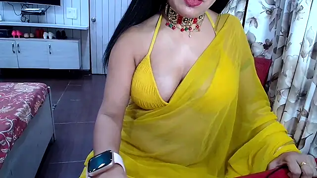 yourradhika online show from April 2026 06:04:01 PM