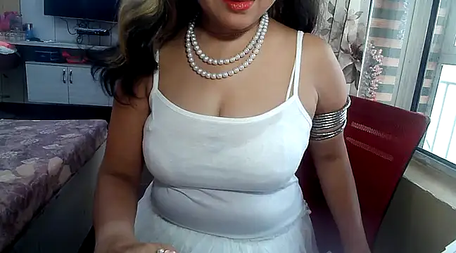 yourradhika online show from February 2025 07:11:02 AM