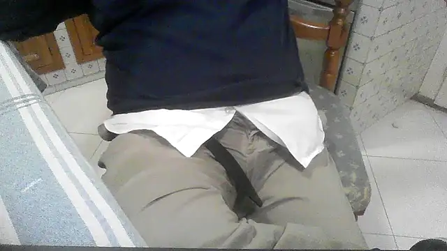 polloiw online show from October 2025 01:32:01 PM