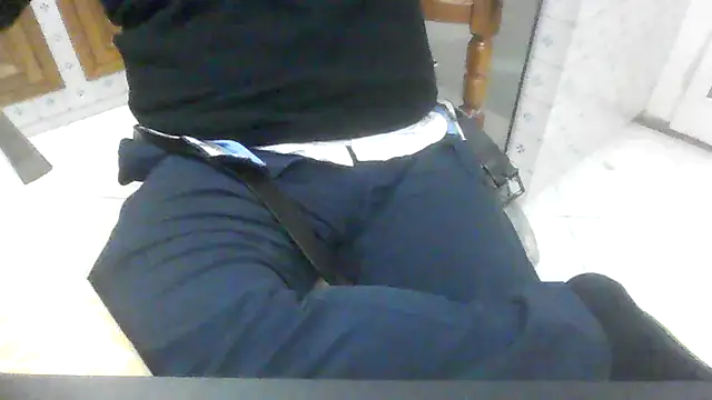 polloiw online show from November 2025 05:40:02 PM