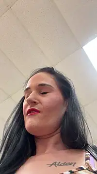 lolabunny9 online show from March 2025 04:09:02 PM