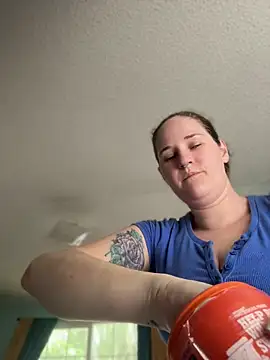 lolabunny9 online show from July 2026 04:25:01 PM
