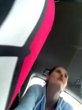 lolabunny9 online show from October 2025 03:36:02 PM