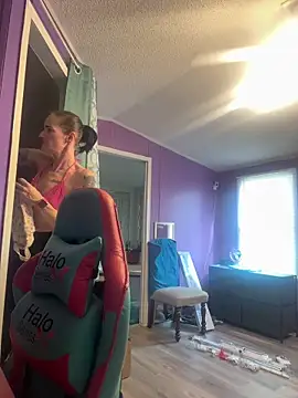 lolabunny9 online show from December 2025 06:07:02 PM