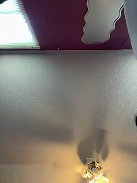 lolabunny9 online show from September 2025 01:23:01 PM