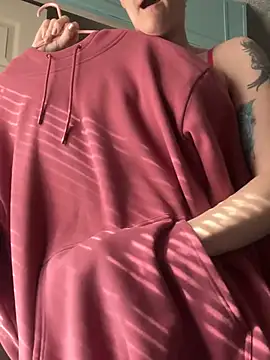 lolabunny9 online show from February 2026 03:14:01 PM