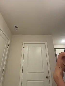 lolabunny9 online show from October 2025 05:34:02 PM