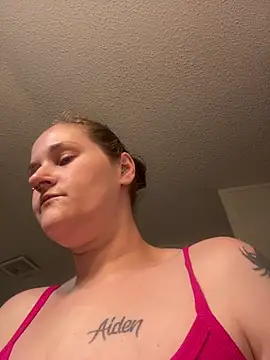 lolabunny9 online show from June 2026 02:45:02 PM