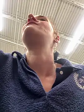 lolabunny9 online show from March 2025 04:46:01 PM